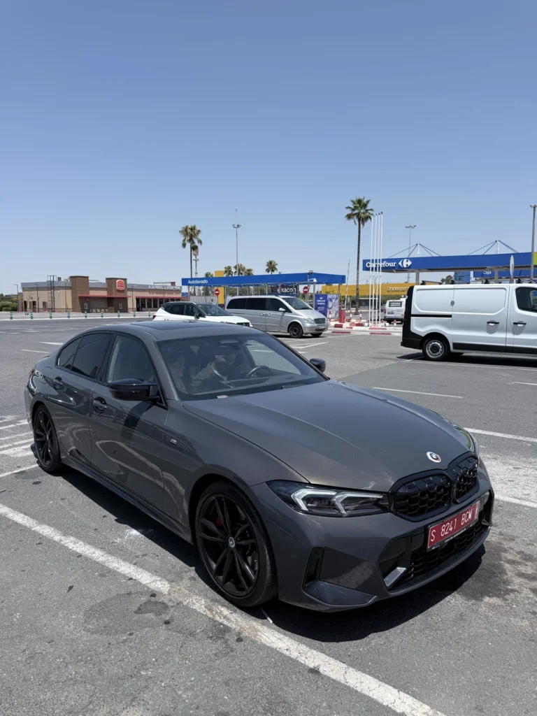 BMW M340i gris con matrícula roja de exportación alemana
