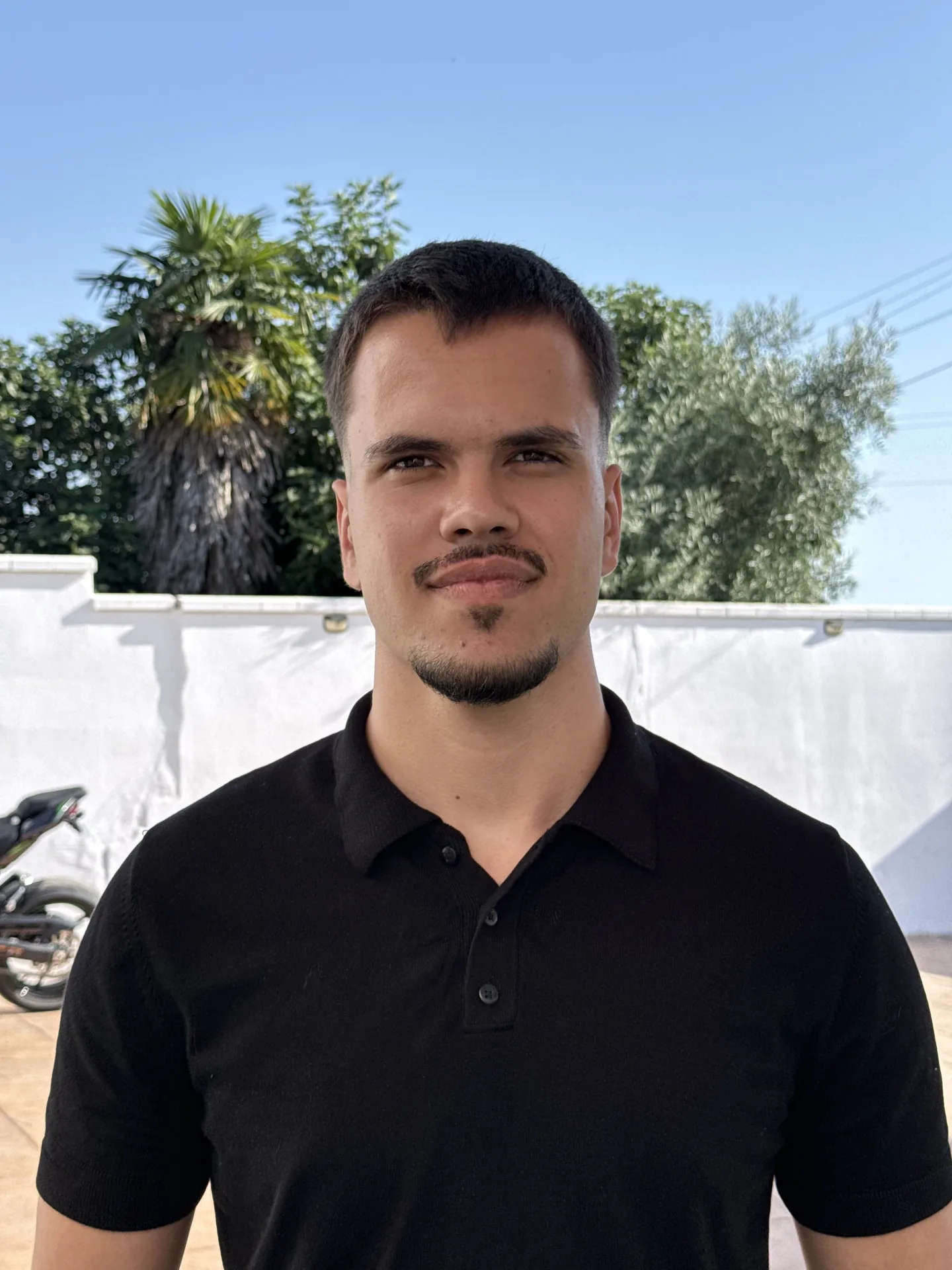 Retrato de David Vega, fundador de Votton.es